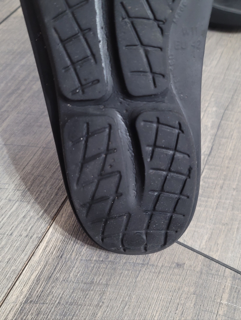 OOFOS Oolala Women's Black Recovery Running Toe Post Thong Sandals Flip Flops 11 - Picture 14 of 16